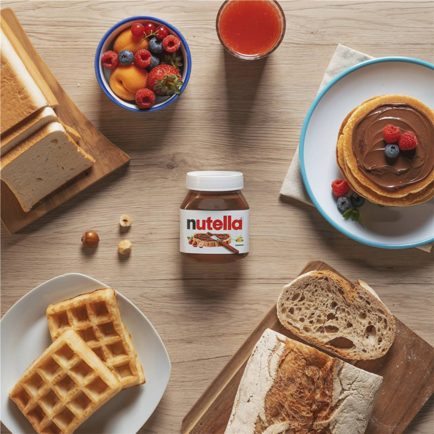 Nutella Hazelnut Chocolate breakfast tasty No colour bread yummy preservatives fats Halal Vegetarian Best cocoa safe authentic import Australia low price in bd