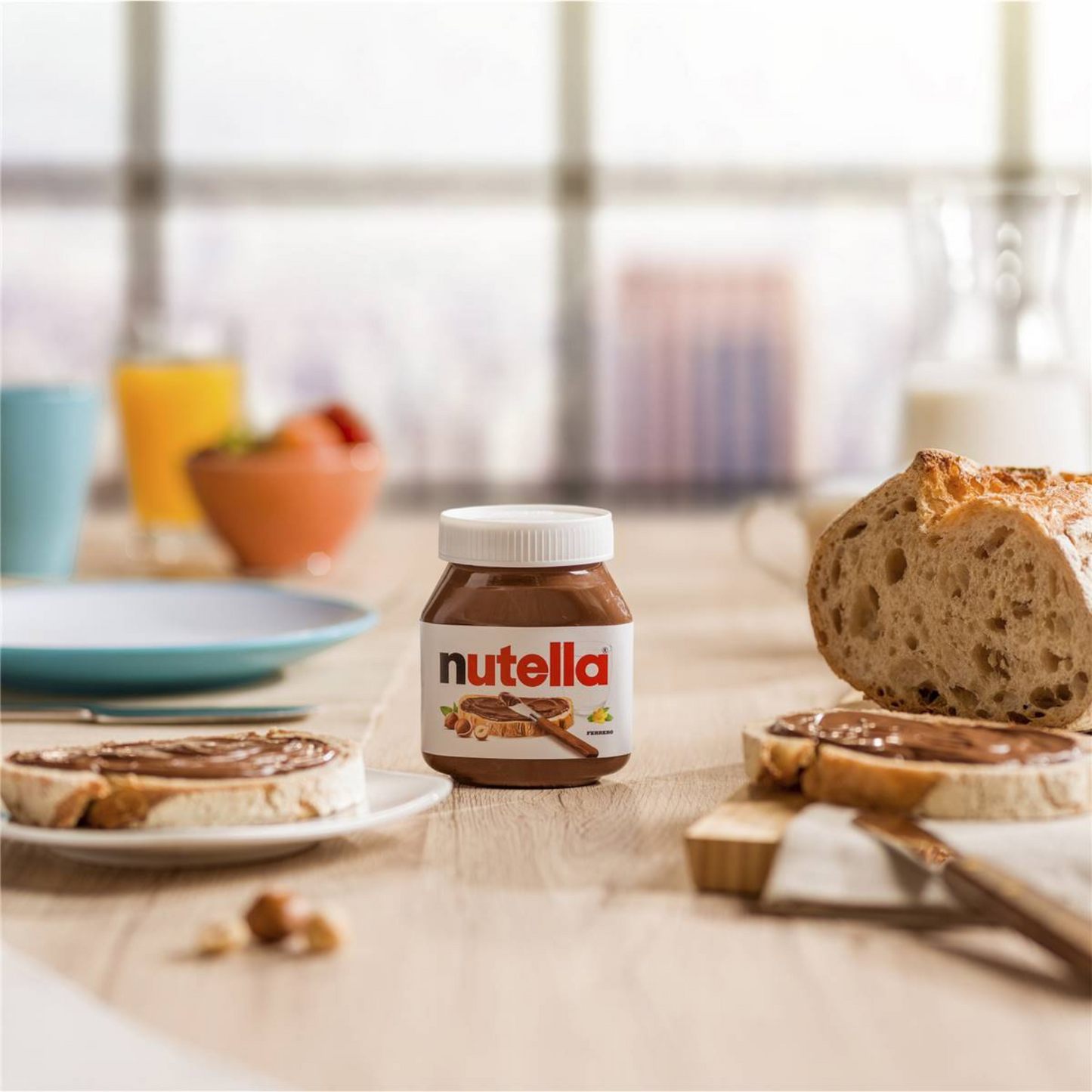 Nutella Hazelnut Chocolate breakfast tasty No colour bread yummy preservatives fats Halal Vegetarian Best cocoa safe authentic import Australia low price in bd