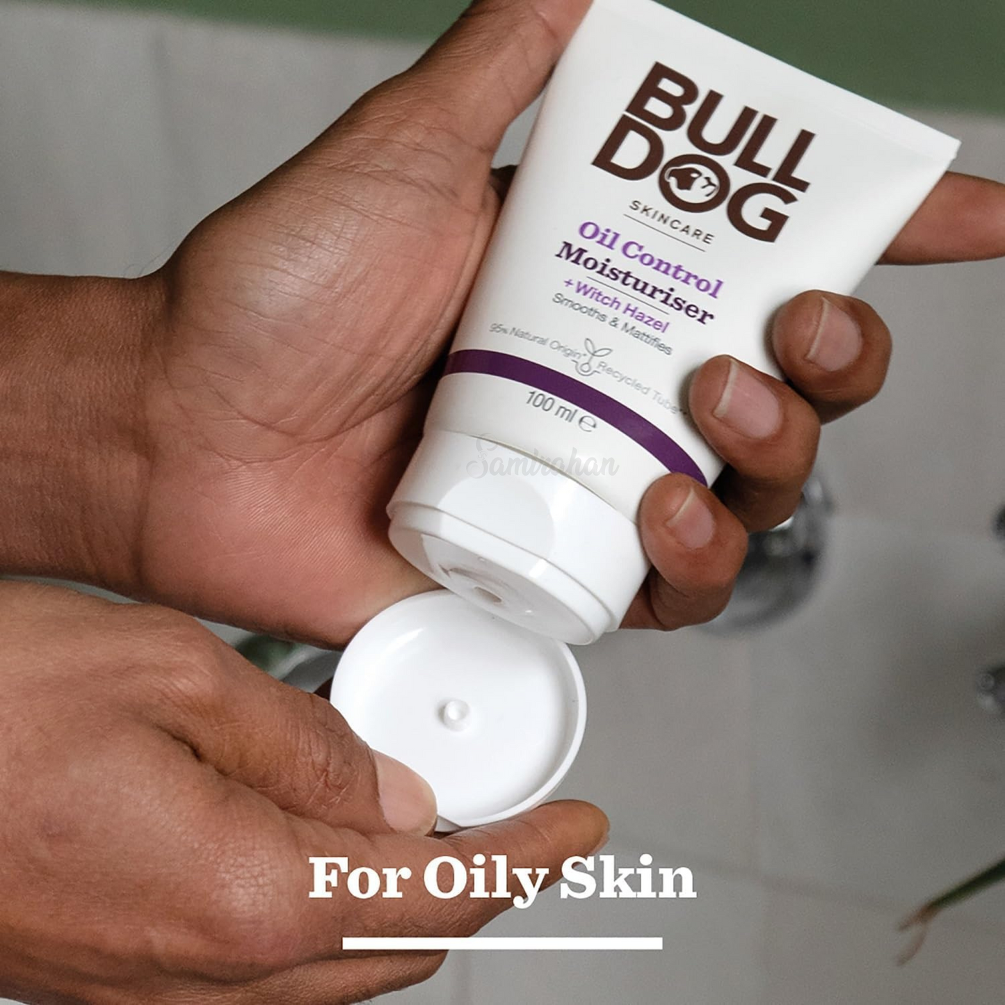 Bulldog Oil Control Moisturiser is expertly formulated to mattify your skin. Men Oil Control Remove Bright Daily dry cleanses improve Glow texture clarity Light softer Best genuine foreign imported UK organic sensitive Acne premium real quality exfoliating wash cheapest price in bd Dhaka Chittagong Gazipur Bangladesh