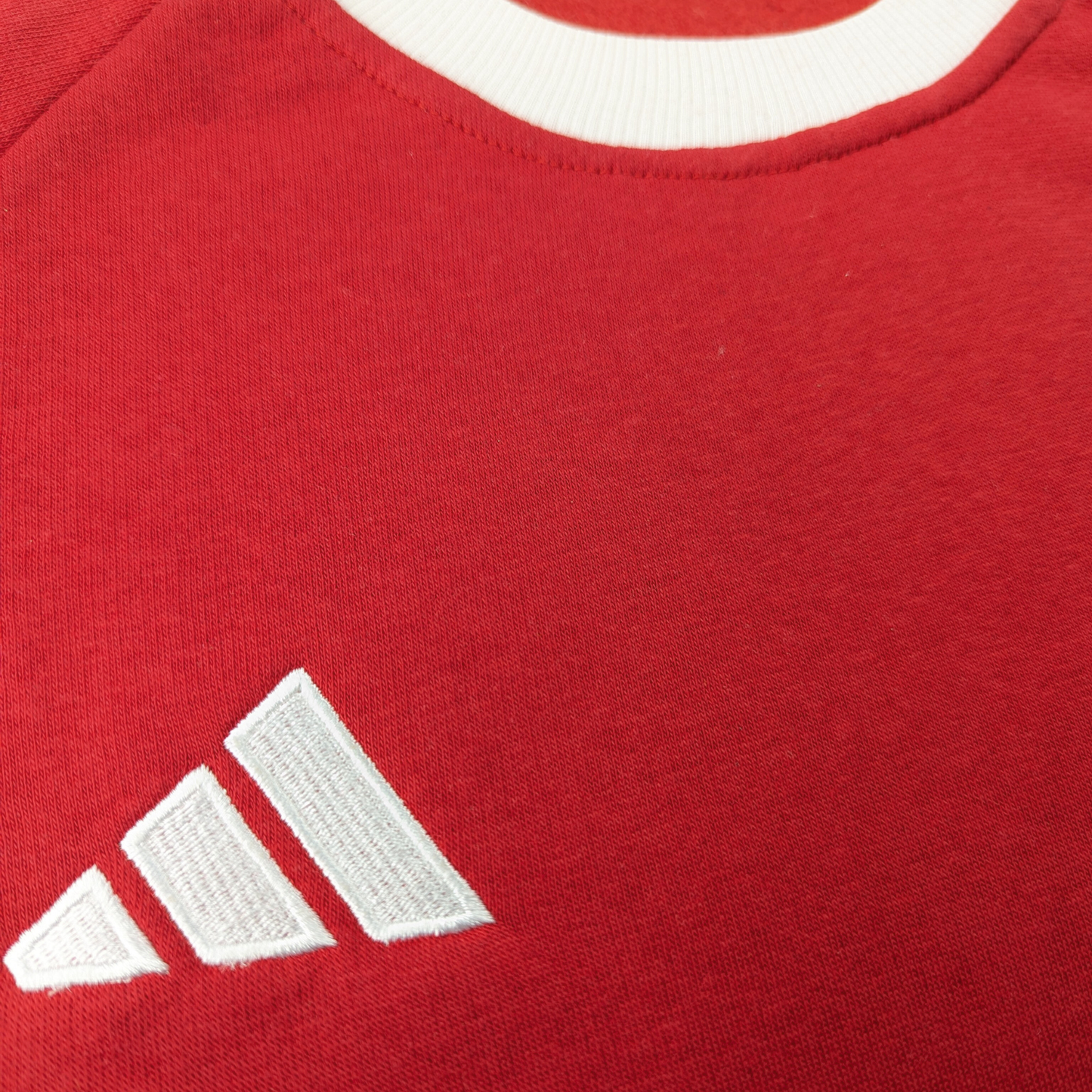 Manchester Red Classic Premium Retro Look T-Shirt United Inspired Perfect fan comfort style playing football passion sports look club match low price BD Gazipur Dumuria, Tala